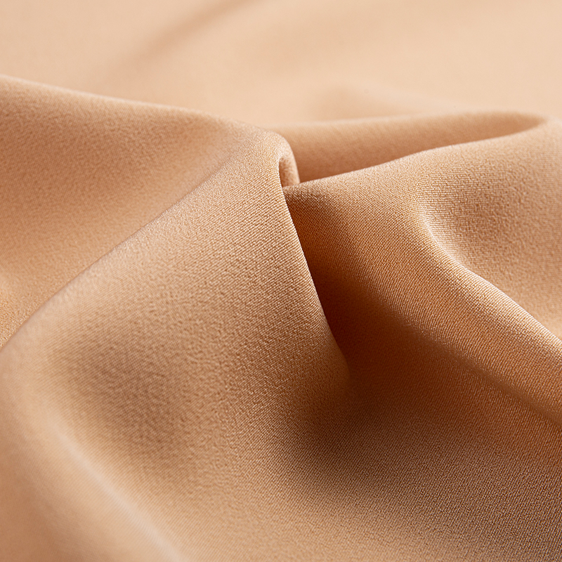 Tissu extensible dans les quatre sens en satin à rayures horizontales imitation acétate