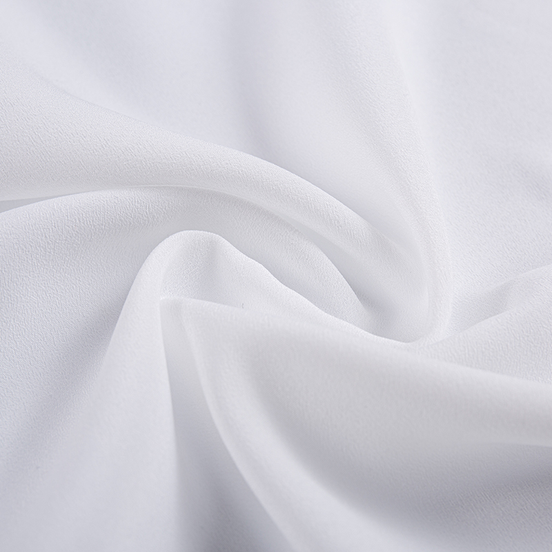 Tissu en crêpe floral