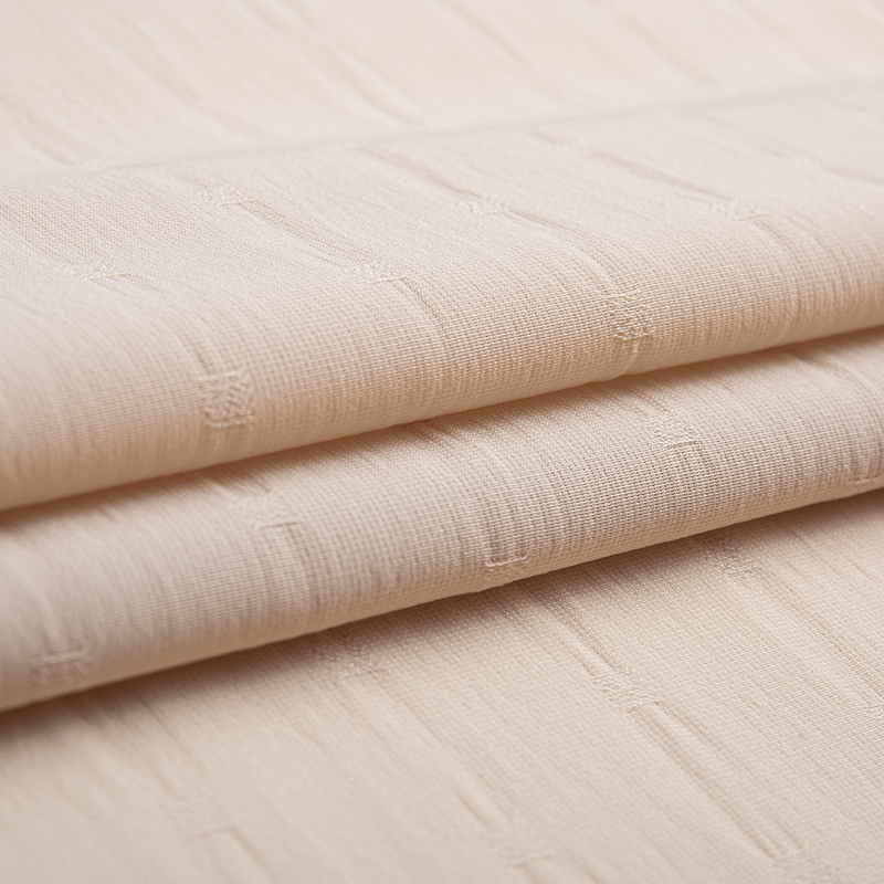 Tissu à rayures froissées en filament